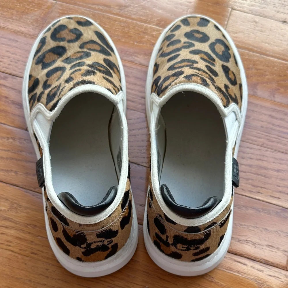 Leopard Print Slip-On UGG Jass Exotic Calf Hair Sneakers - Women's Size 7 GUC